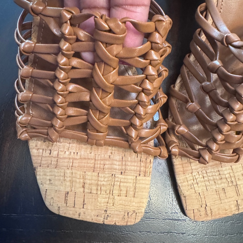 Marc Fisher Tan Woven Sandals size 7 - Picture 4 of 8